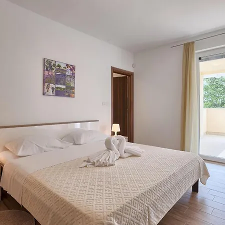 Lola Holiday home Pula